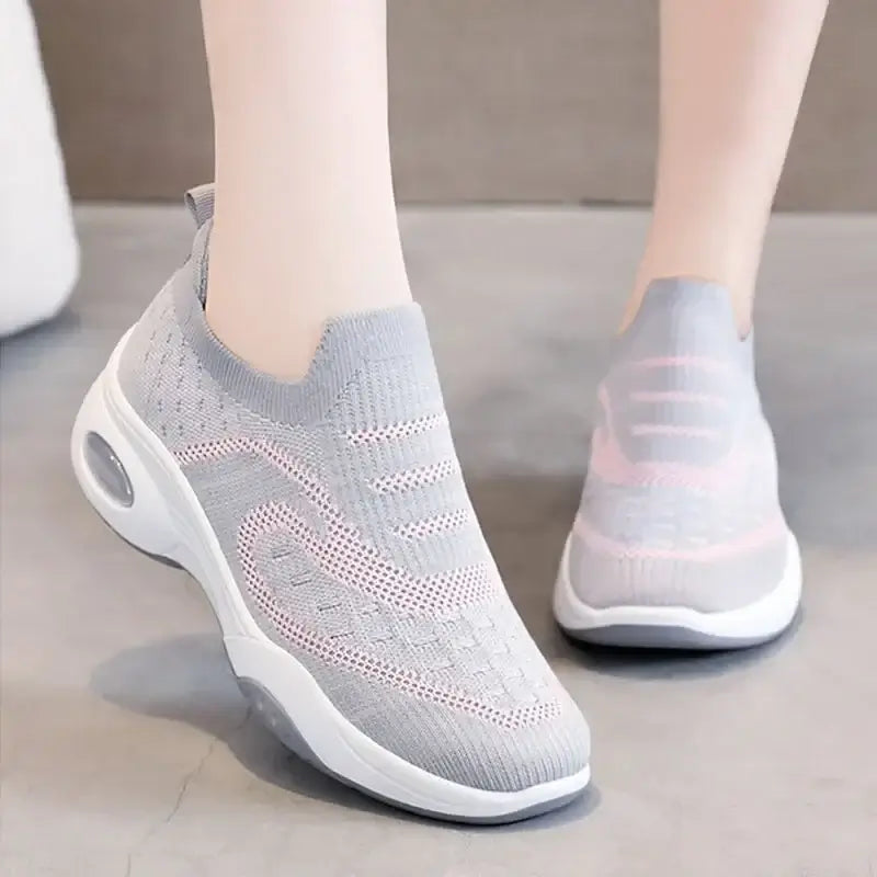 Women Platform Sneakers Fashion Thick Soles Heightened Casual Shoes Comfortable Cushions Loafers Knitted Fabric Walking Shoes