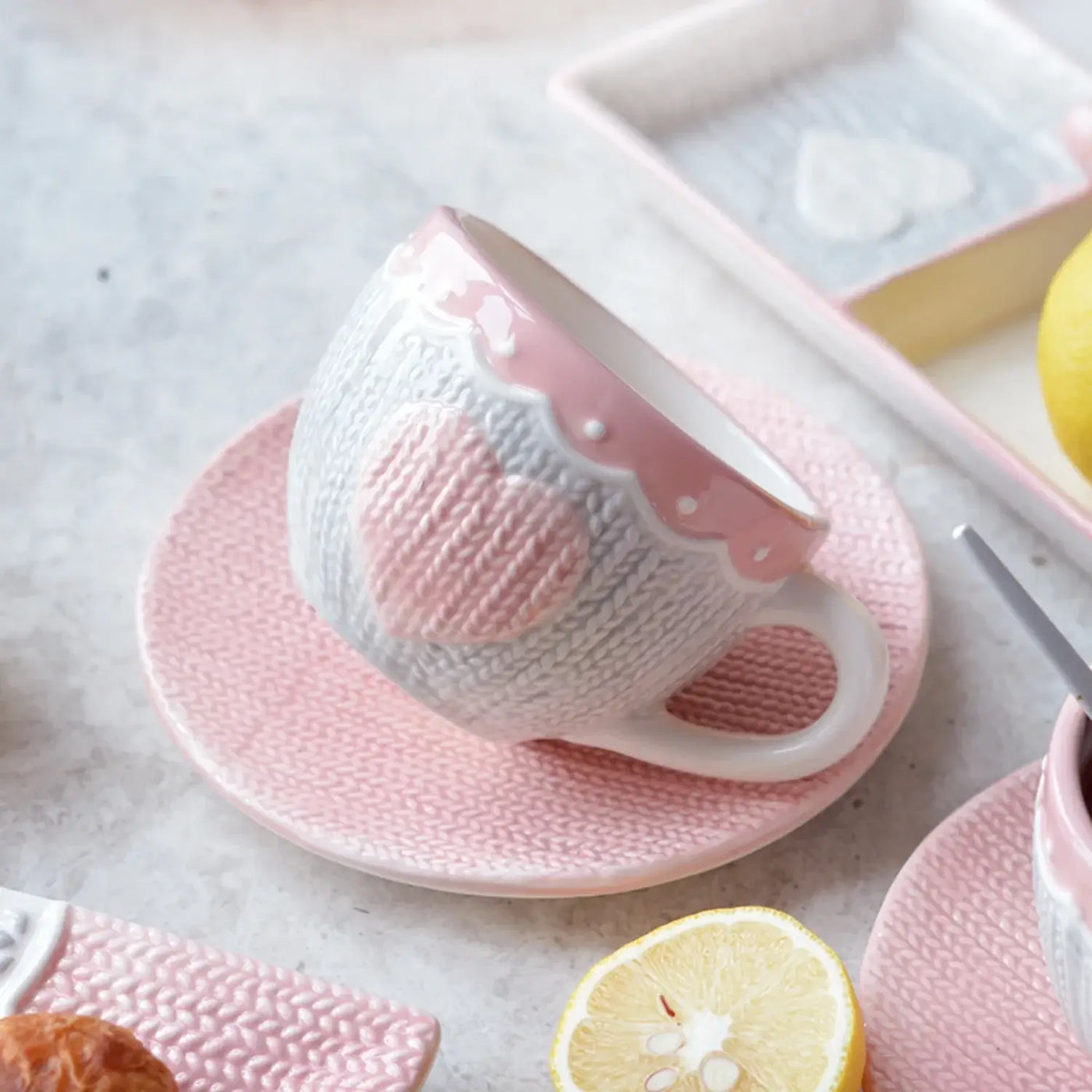 Charming Adorable Cute Pink Wool Knitting Mug Set - Lovely Kawaii Design Ceramic Tea Cup with Bowknot, 250ml Microwave-Safe Coff